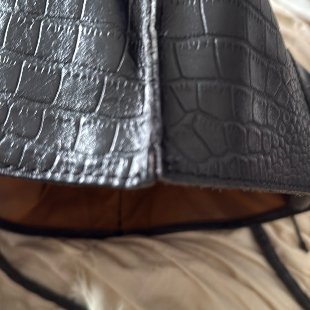 Patricia Nash Black Croc-Embossed Leather Tote - Picture 7 of 14